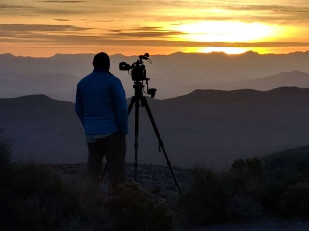 Jordan Plotsky films the sunrise from Dantes View